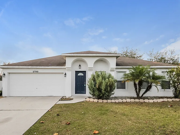 2790 Woodland Creek Loop — Photo 1