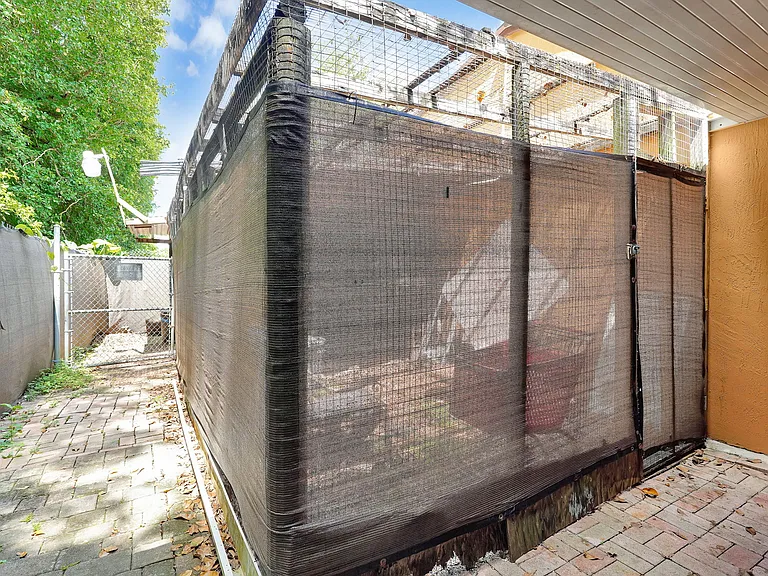14500 NE 2nd Ave #1 — Photo 15
