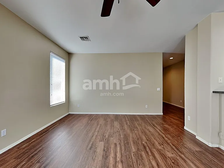 119 E Piccolo Ct — Photo 9