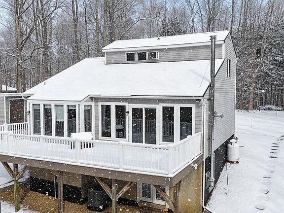 3rd image of 2950 Tobacco Rd