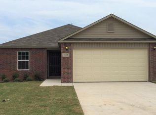 10203 Sussex Pl, Oklahoma City, OK 73120