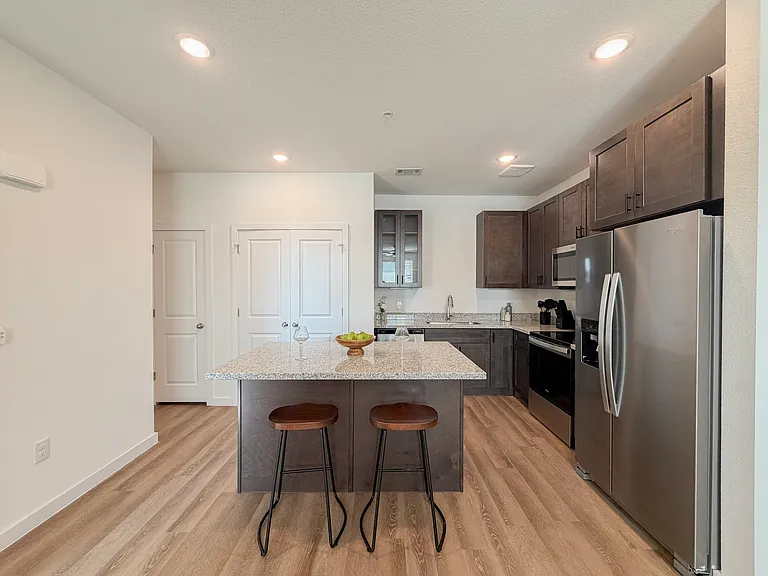 Beyond The Bend Apartments — Photo 32
