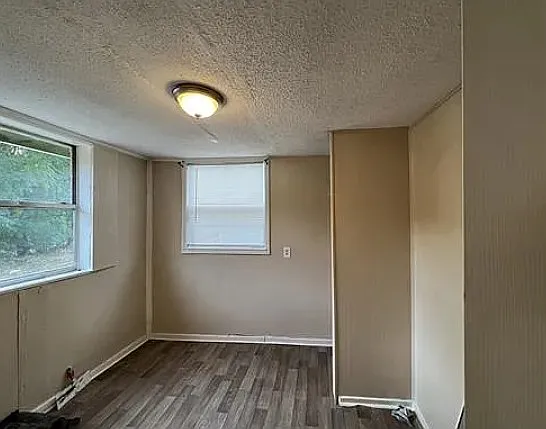2 bed, 500 sqft, $750 — Photo 3