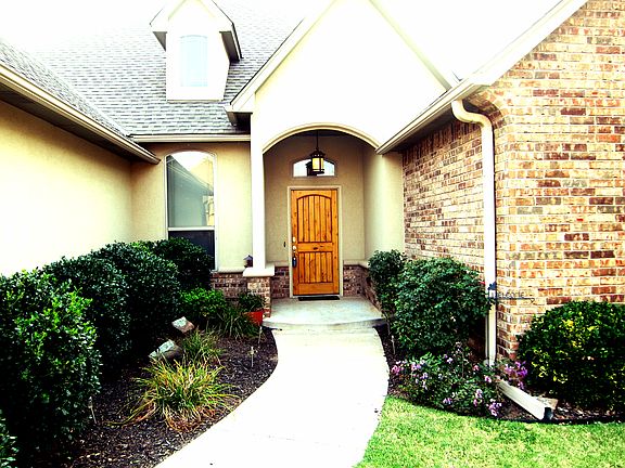 4th image of 12409 Smithfield Ln