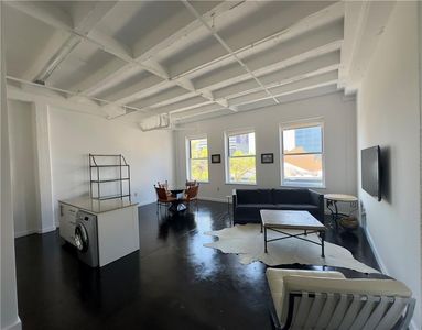 835 Julia St APT 12, New Orleans, LA, 70113