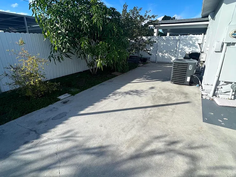 5858 Tarragon Dr — Photo 22