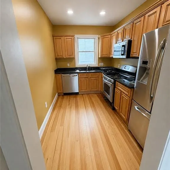 33 Messina St — Photo 5