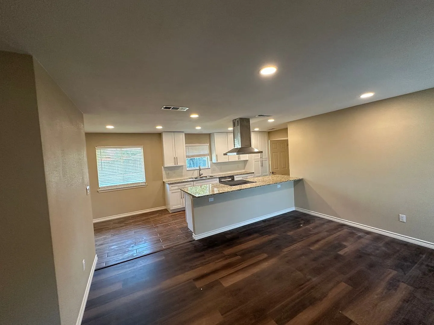 1418 Homestead — Photo 4