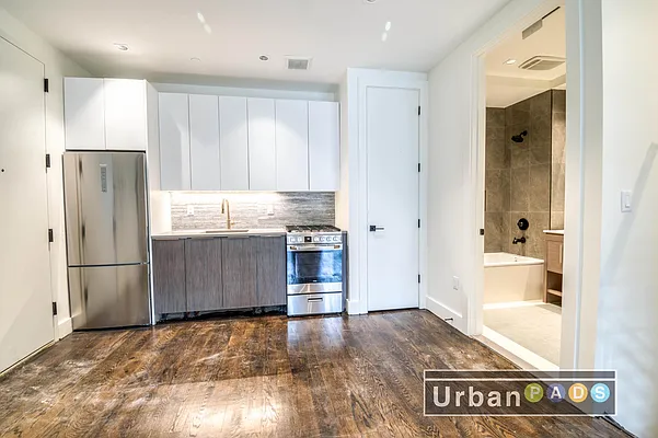 Rented by Urban Pads | media 10