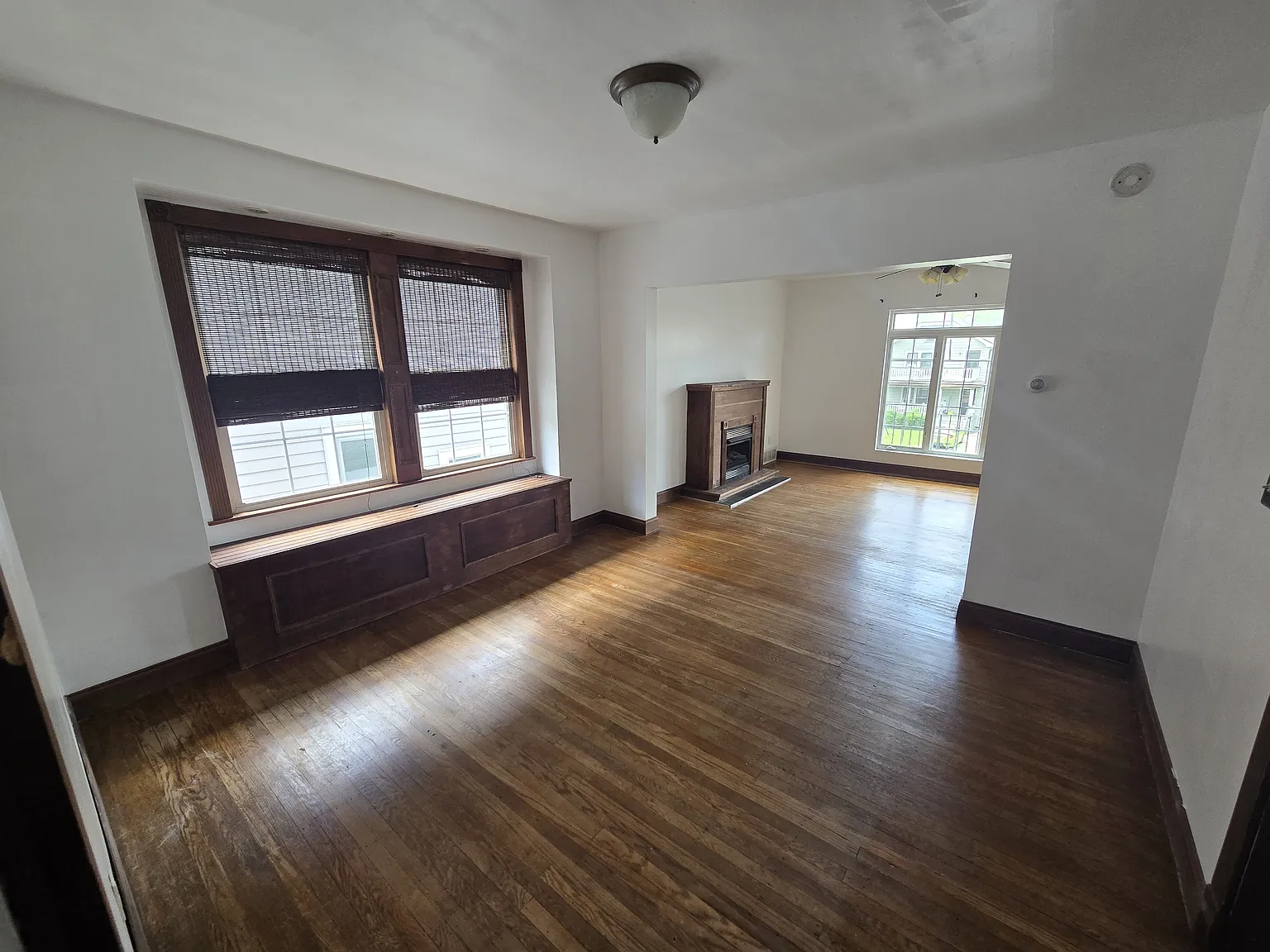 2 bed, 1250 sqft, $1,350 — Photo 4