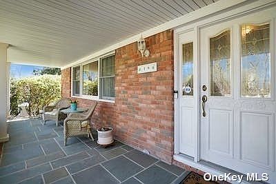 3rd image of 18 Standish Pl