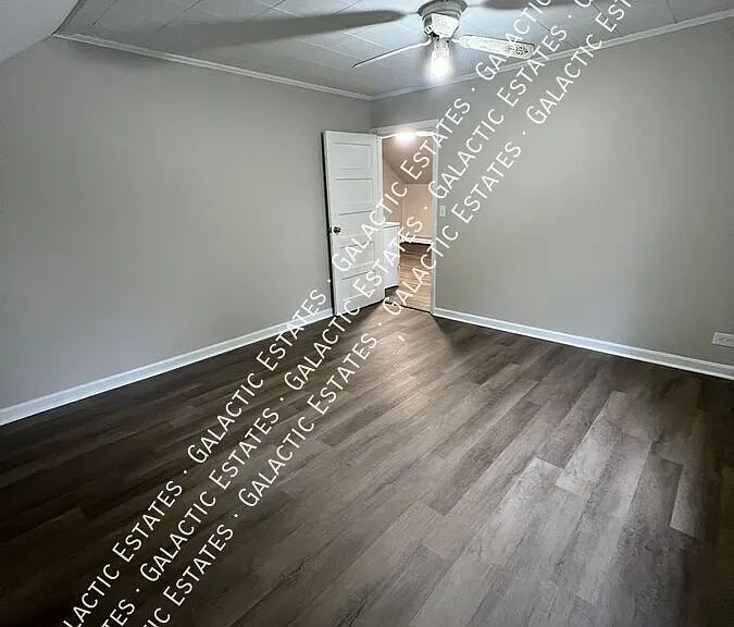 389 Boynton St #2 — Photo 8