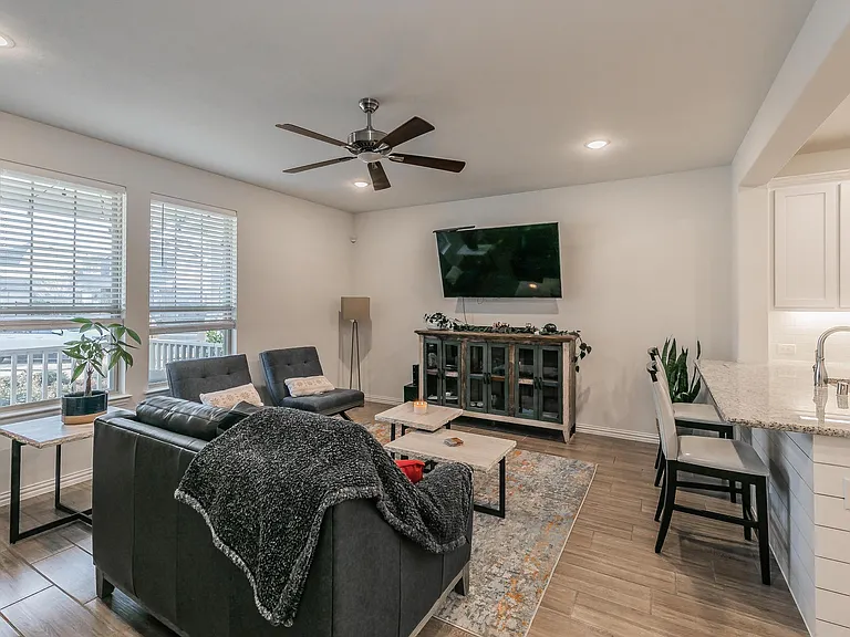 4503 Fossil Opal Ln — Photo 8