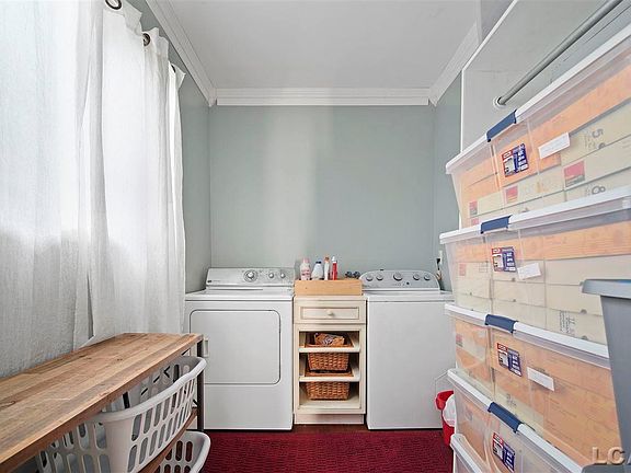 3rd image of 162 Park St
