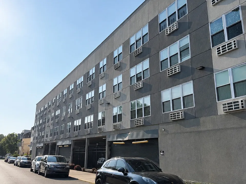 169 16th Ave #1