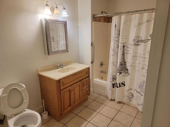 42 S Main St APT 2C