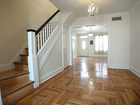 5th image of 9325 Hamilton Walk #1