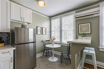 4th image of 838 Lowerline St #11104470