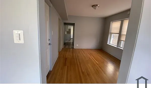 2 bed, 1000 sqft, $1,400 — Photo 4