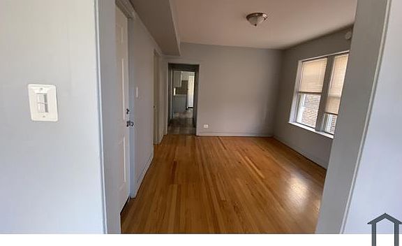 4th image of 7550 S Kenwood Ave Unit 3