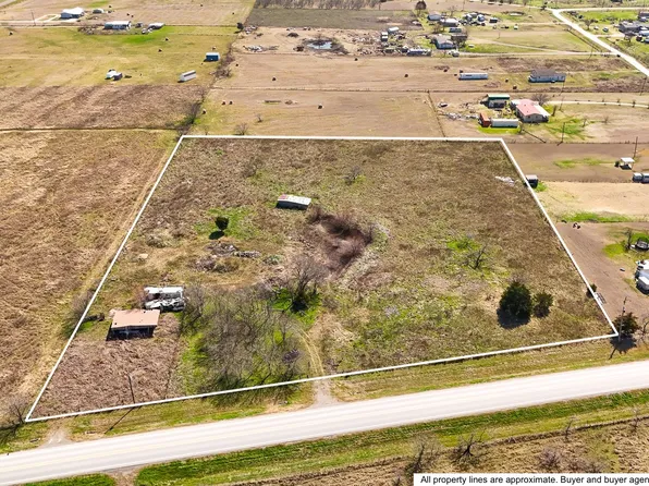 8061 Fm 744, Corsicana, TX 75110