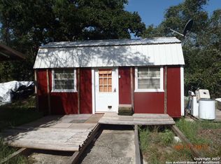 4631 Waterwood Pass Dr, Elmendorf, TX 78112