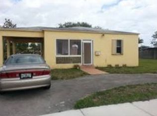 620 SW 1st St, Hallandale Beach, FL 33009