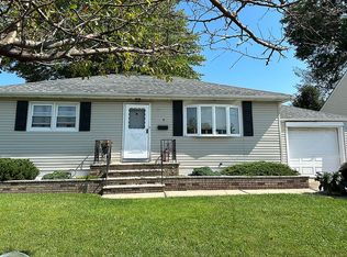 6 Patrick St, Carteret, NJ 07008