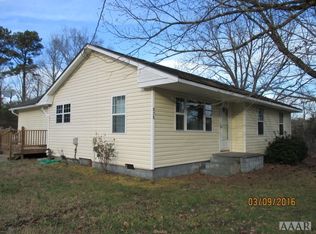828 Trinkaloe Rd, Elizabeth City, NC 27909