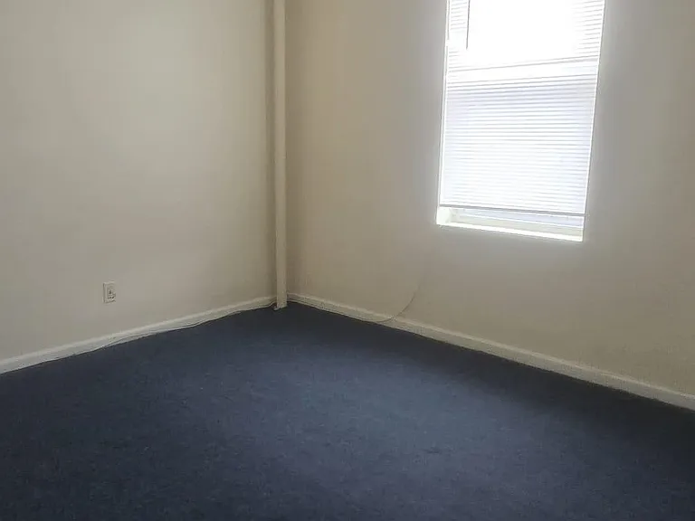 1614 Summit Ave #3 — Photo 7