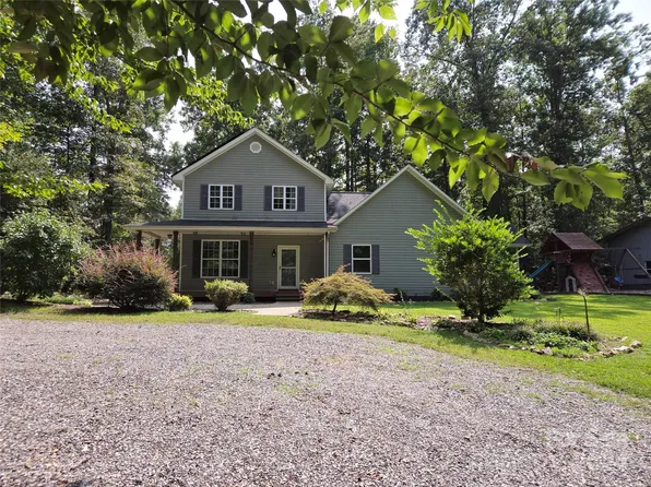 127 Tutterow Rd, Union Grove, NC 28689