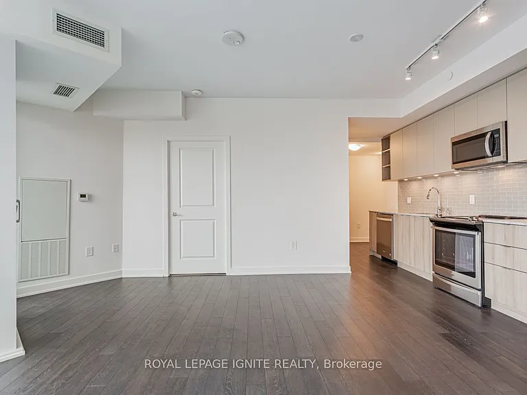 100 Eagle Rock Way #305 — Photo 12