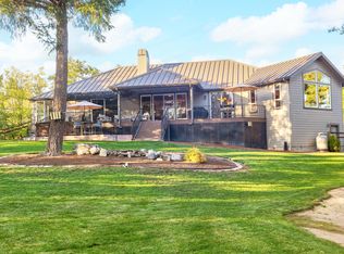 559 Pleasantville Way, Grants Pass, OR 97526