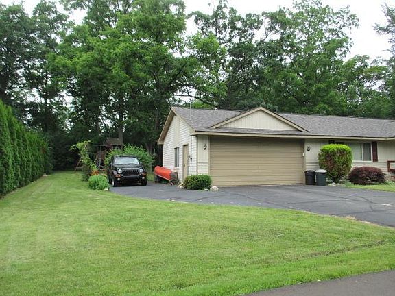 2nd image of 3832 Arcadia Dr