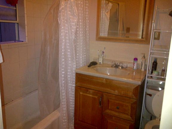 3rd image of 9606 Lorica St