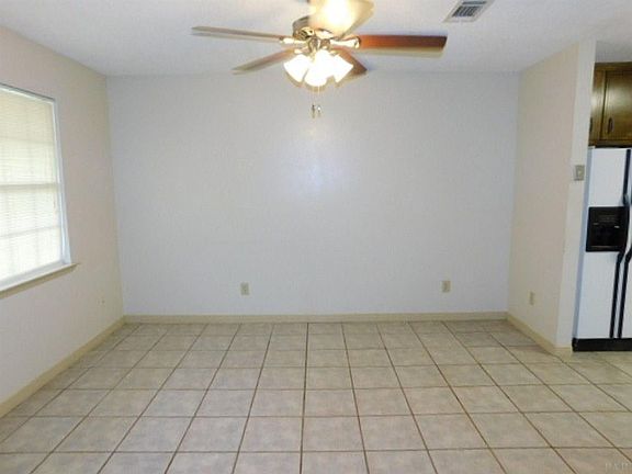 3rd image of 5680 Crestwood Dr