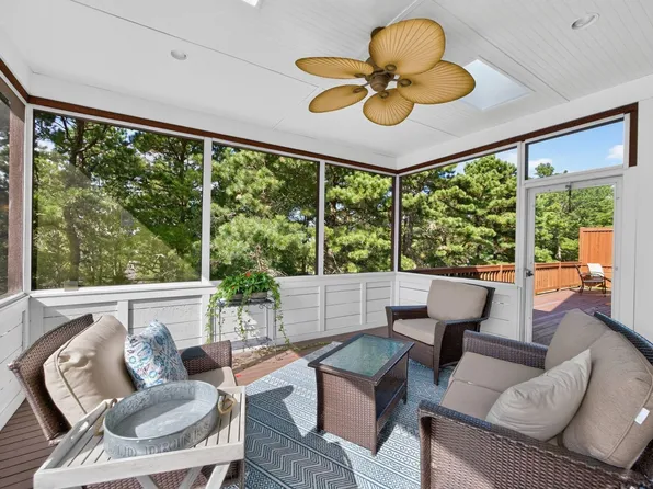 7 W Trevor Hl, Plymouth, MA 02360