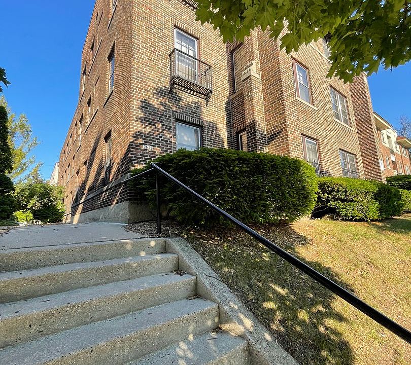 1st image of 2636 N Oakland Ave #26