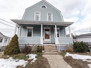 1009 Sassaquin Ave, New Bedford, MA 02745