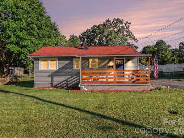 115 Adcock St, Belmont, NC 28012