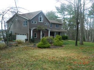 2500 Highview Dr, Brodheadsville, PA