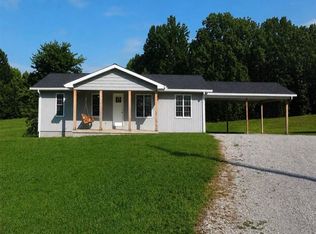 1723 Palestine Rd, Burkesville, KY 42717