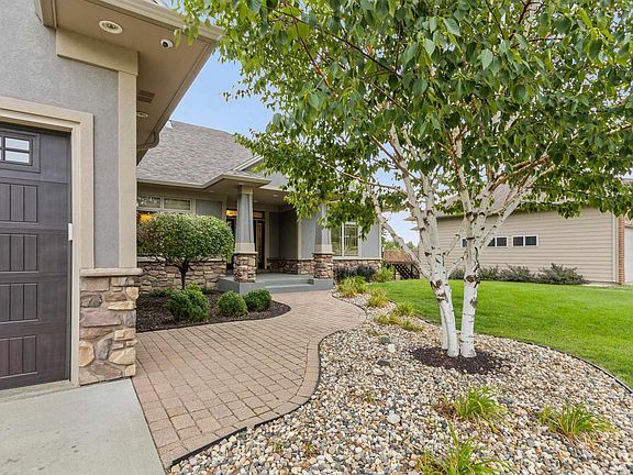 2nd image of 5804 S Lazy Ridge Pl