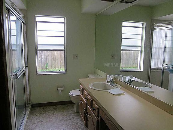 5th image of 285 Ringwood Dr