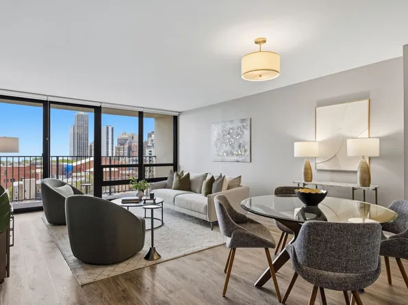1636 N Wells St APT 1011, Chicago, IL 60614