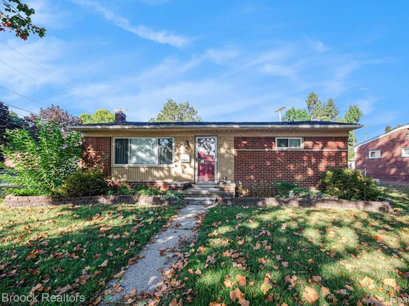 22811 N Brookside Dr, Dearborn Heights, MI 48125