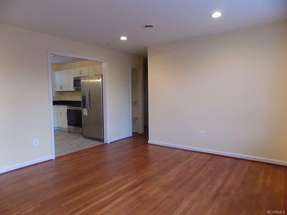 3rd image of 9719 Paragon Dr