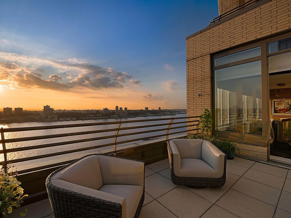 1st image of 100 Riverside Blvd #Phb