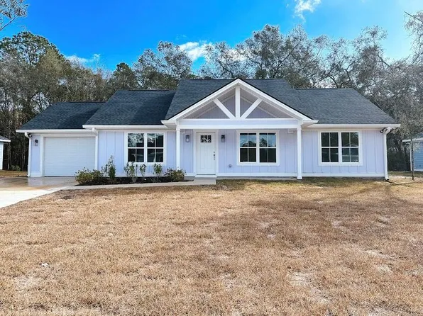 1660 Ashantilly Dr, Darien, GA 31305