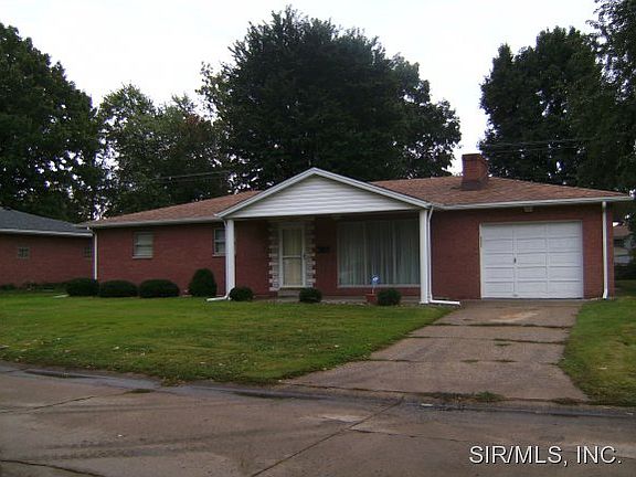 2nd image of 49 Cambridge Dr